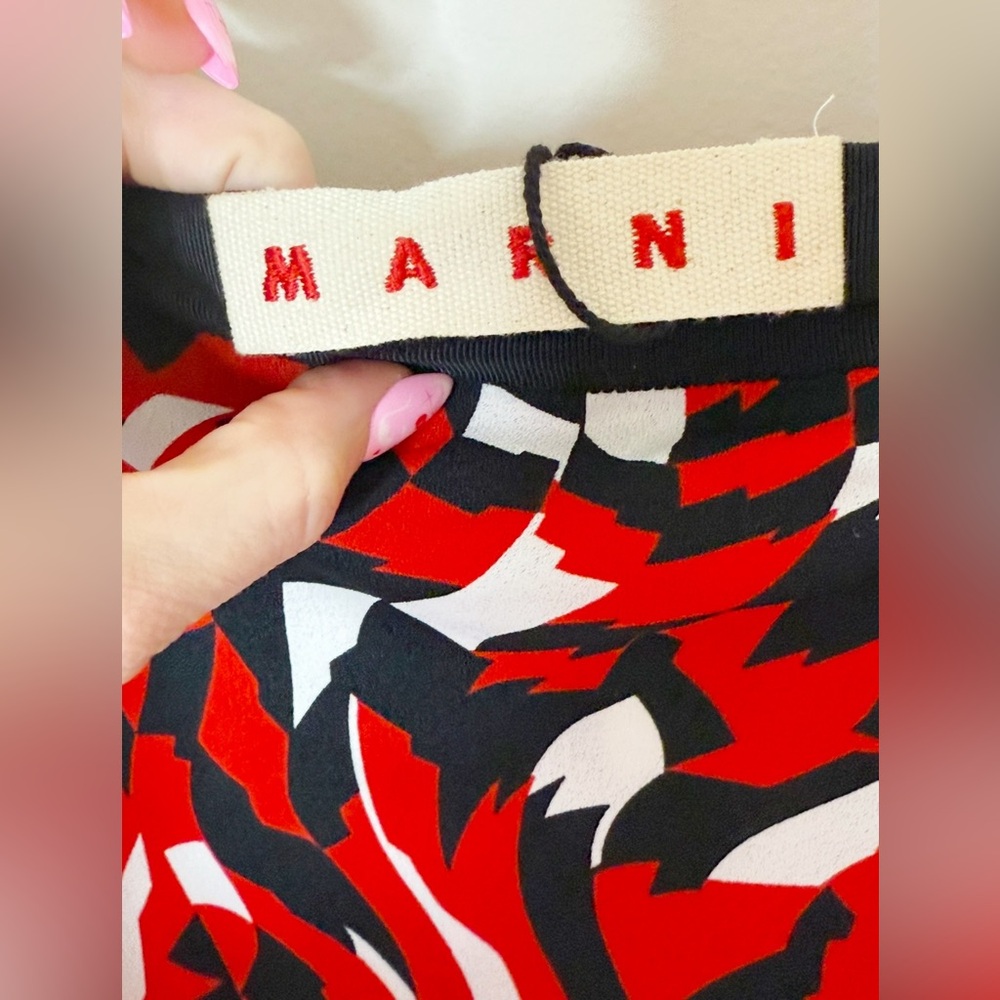 Marni - Stylish Red and Black Patterned Midi Skirt - Italian size 42, US 12 - Picture 11 of 13